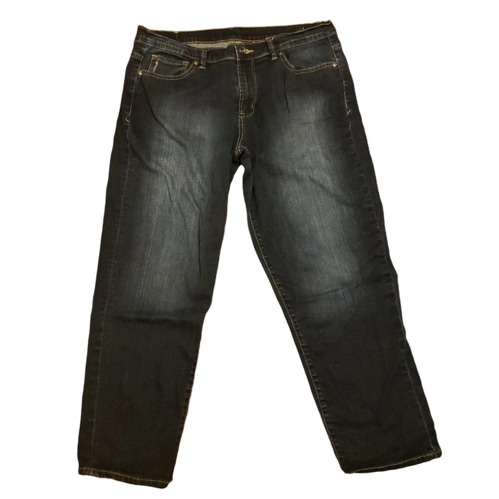 Calvin Klein Dark Wash Capri Jean - Size 14